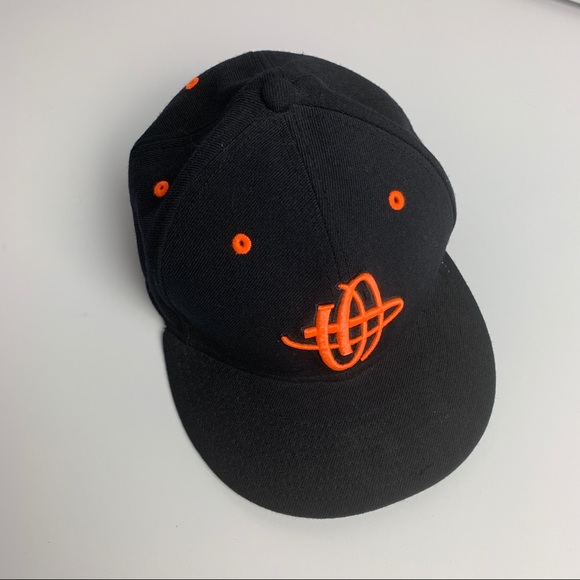 Nike Other - Nike True Huarache SnapBack Hat EUC